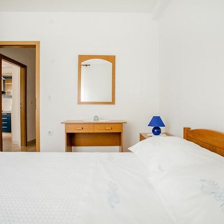 Apartments Ivomar Trogir Exterior photo